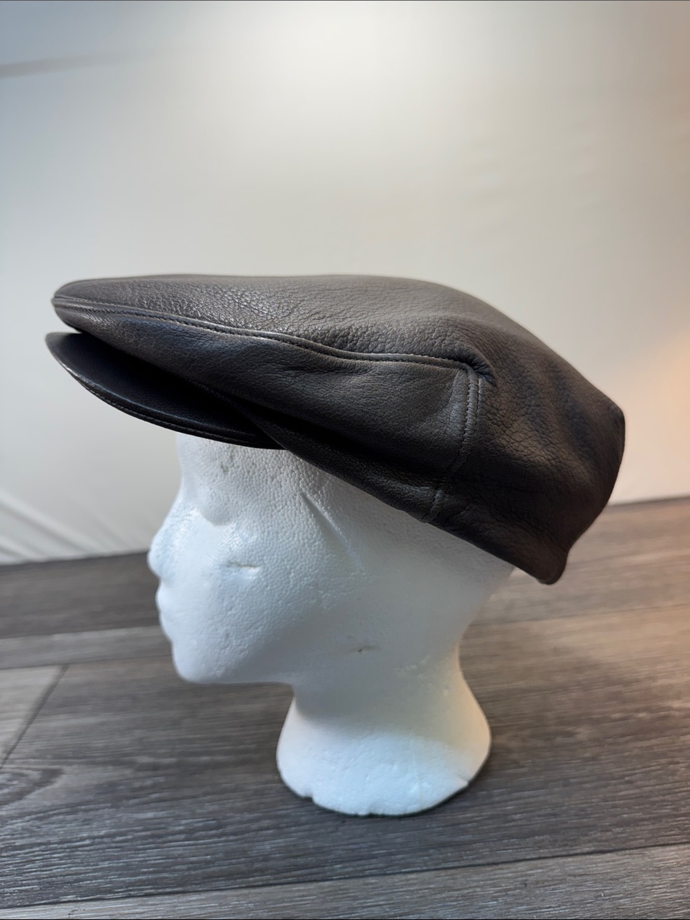 Orvis vintage Dark Brown Leather Newsboy Cap
